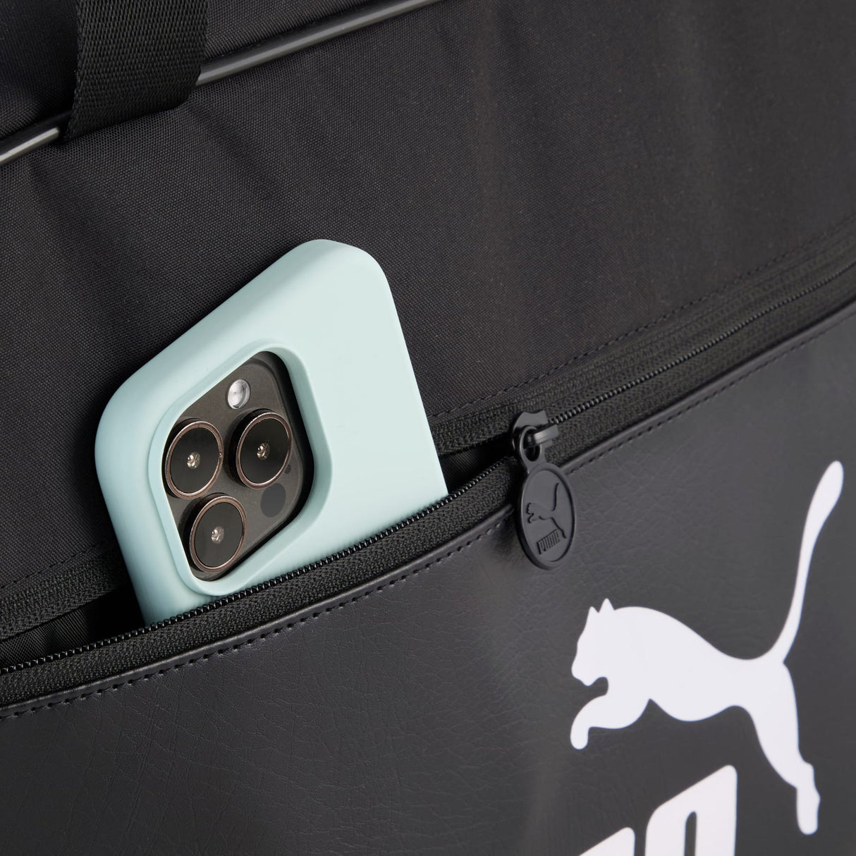 Campus 29L Grip Bag