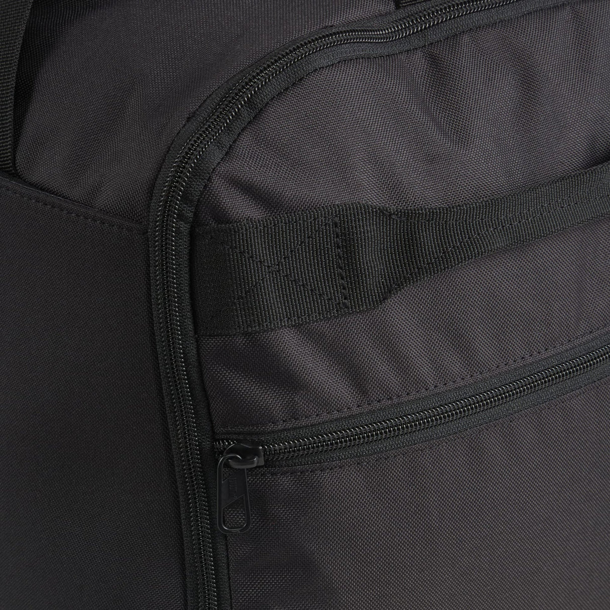 PUMA Buzz 58L Medium Sports Bag