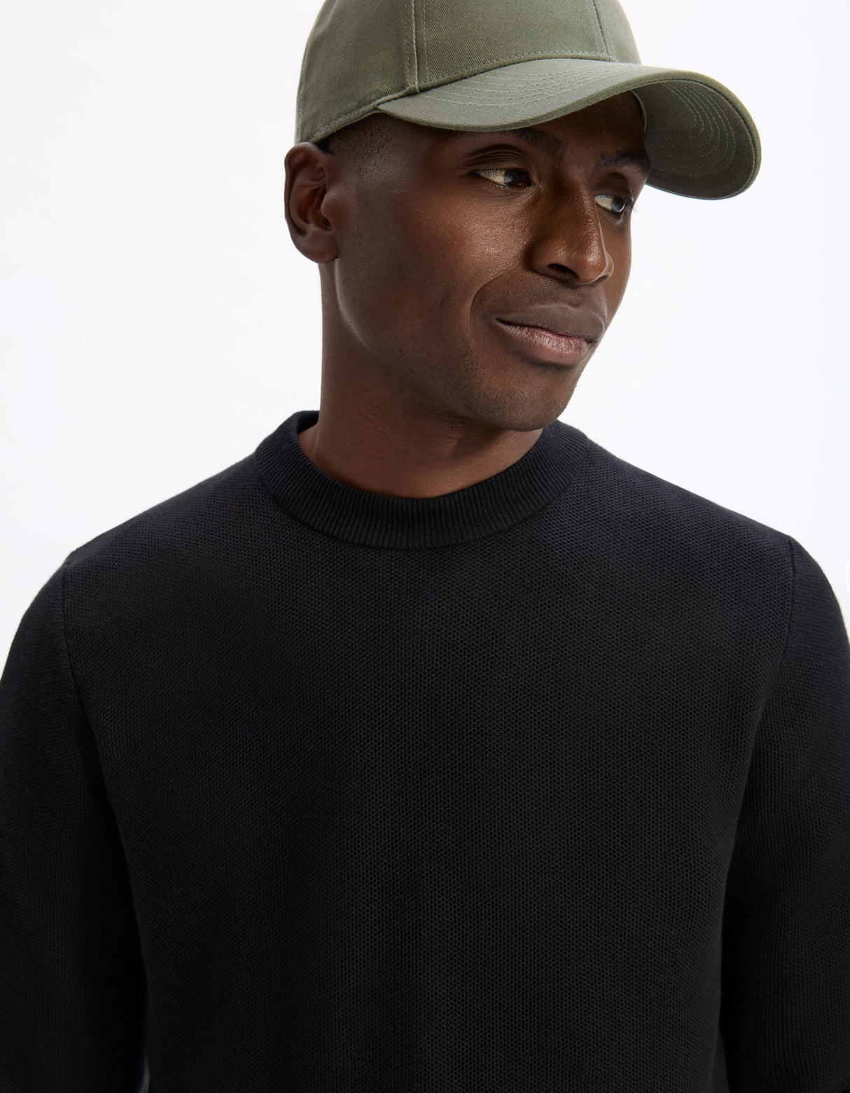 100% cotton crew neck sweater - black - Runner