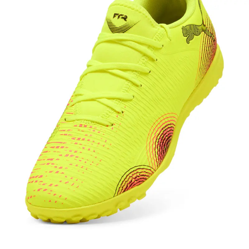 PUMAFUTURE 8 PLAY TT Football Boots Unisex