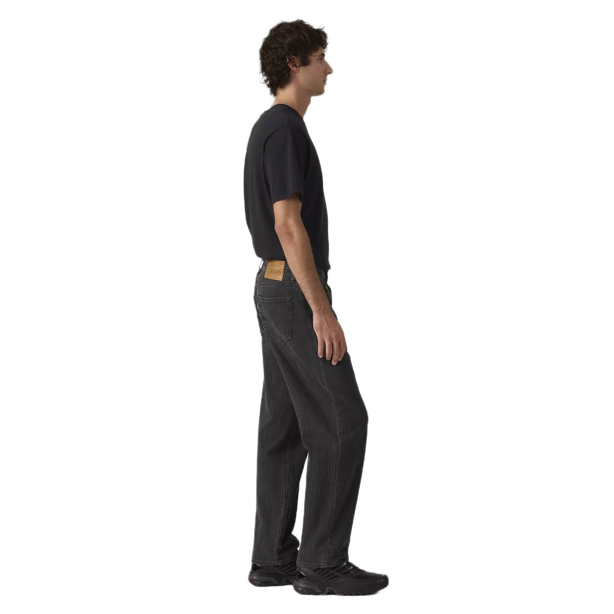 568 Loose Straight