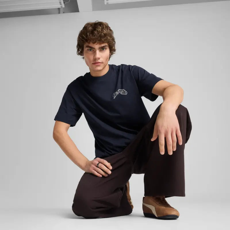 GRAPHICS PUMA Hotel Relaxed Tee Men