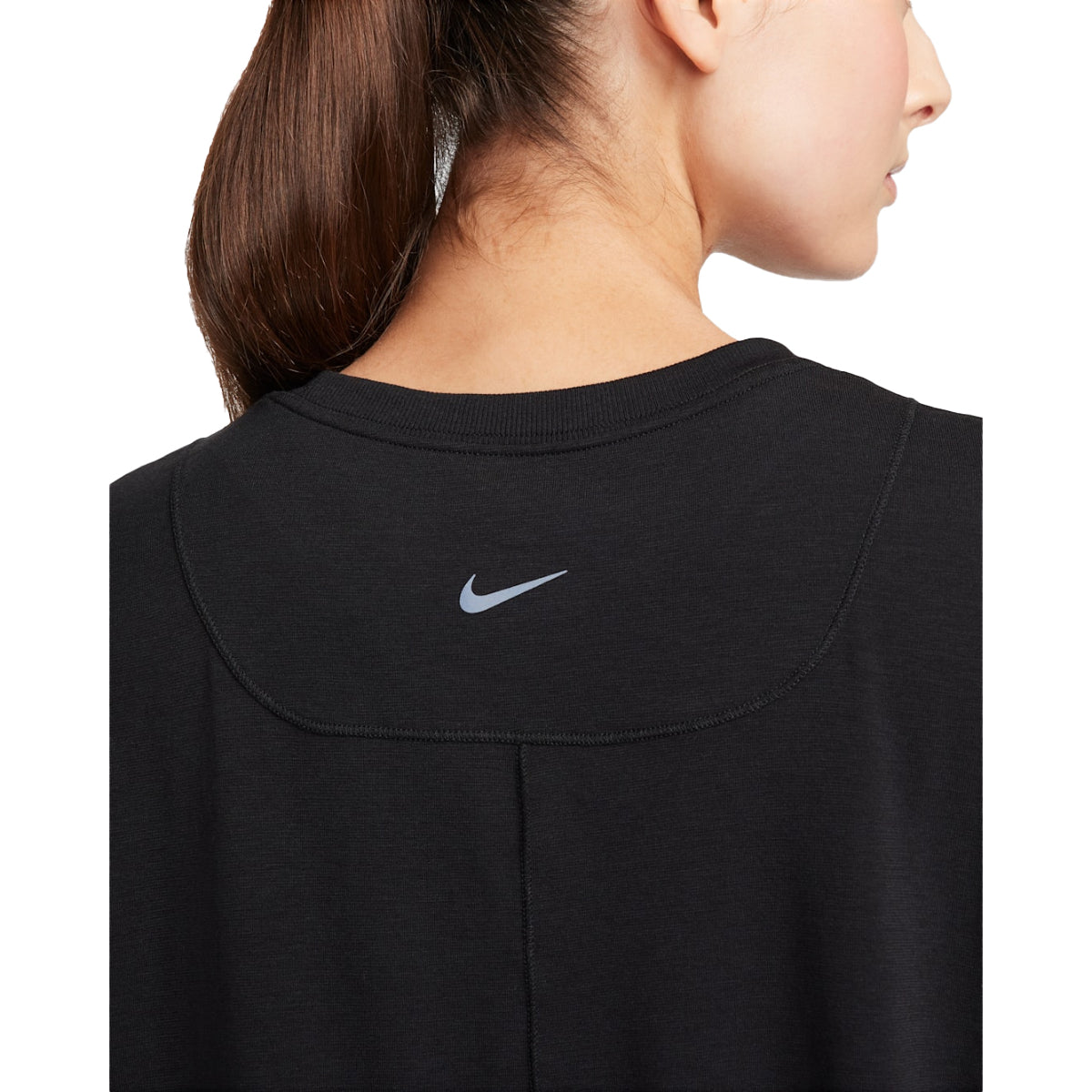 One Relaxed Women's Dri-FIT Long-Sleeve Top
