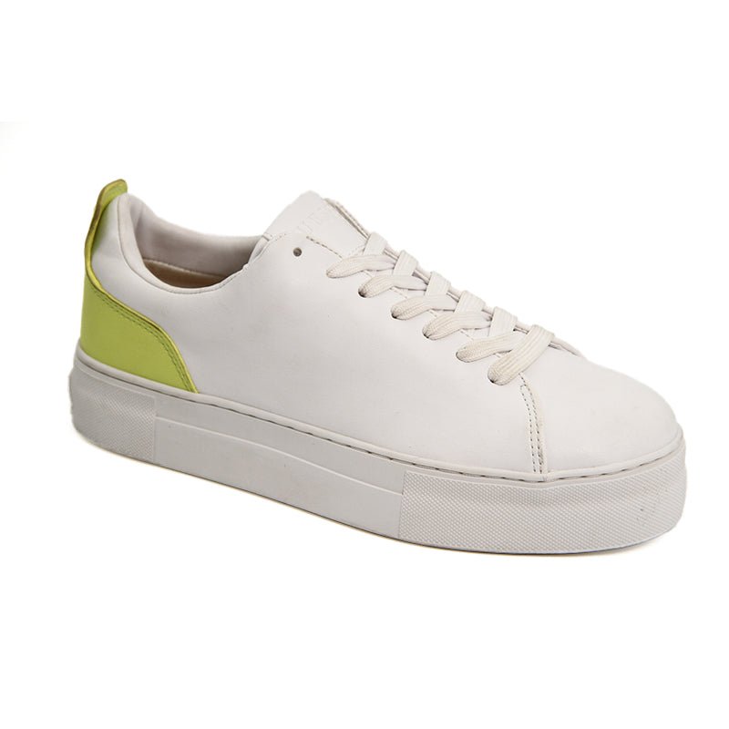 GUESS Giaa5 Women Shoes - Runner