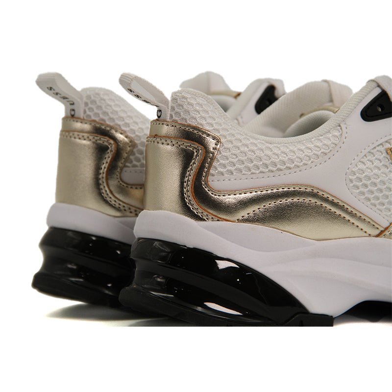 Guess Women GUW497 - Runner