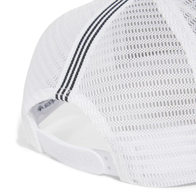 CURVED TRUCKER