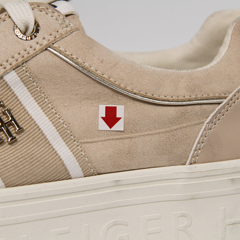 TOMMY HILFIGER WOMEN SHOES Size 38.5 ROW510