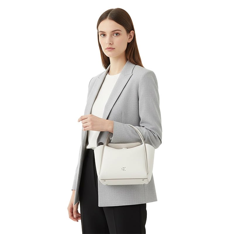 CALVIN KLEIN Timor Tina Bag Shoulder Bag CB57 - Runner