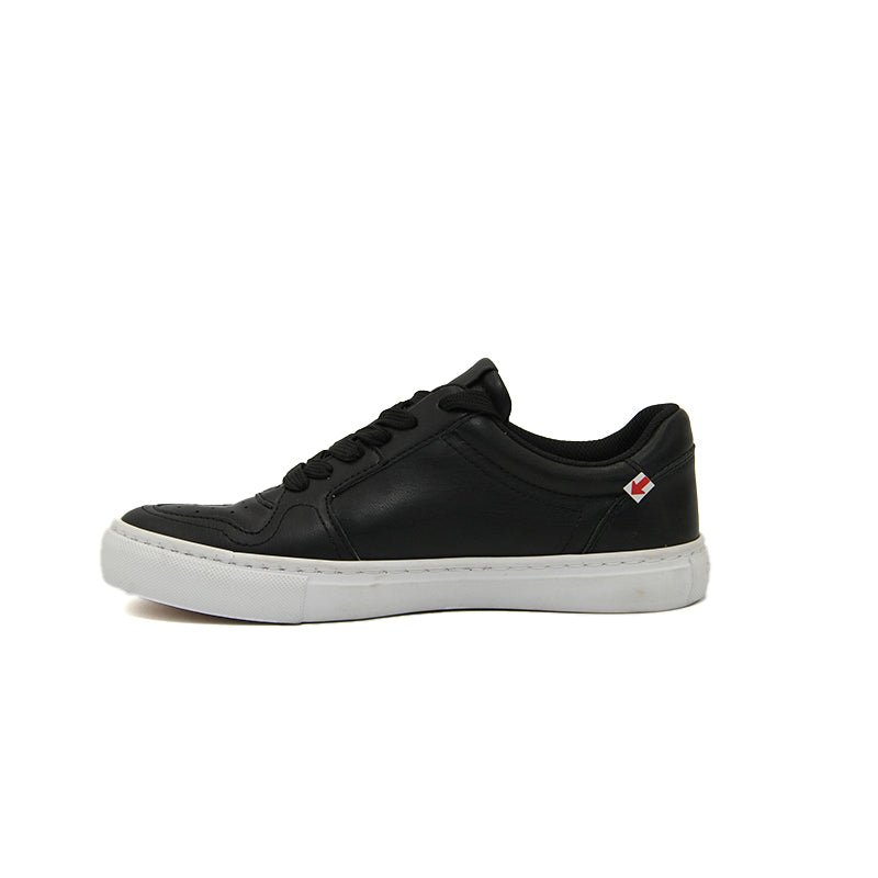 CALVIN KLEIN WOMEN SHOES Size 36.5 ROW157 - Runner