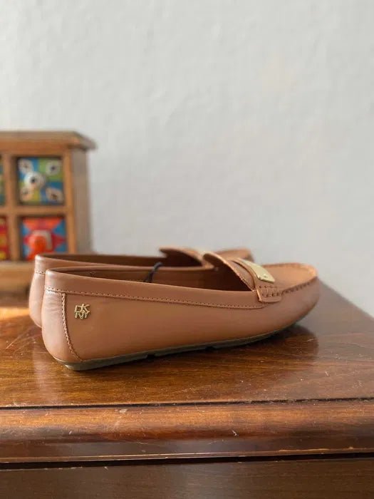 DKNY Loafers Women DKW110 - Runner