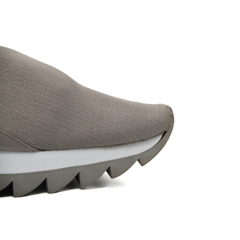 DKNY WOMEN SHOES Size 40 ROW103 - Runner