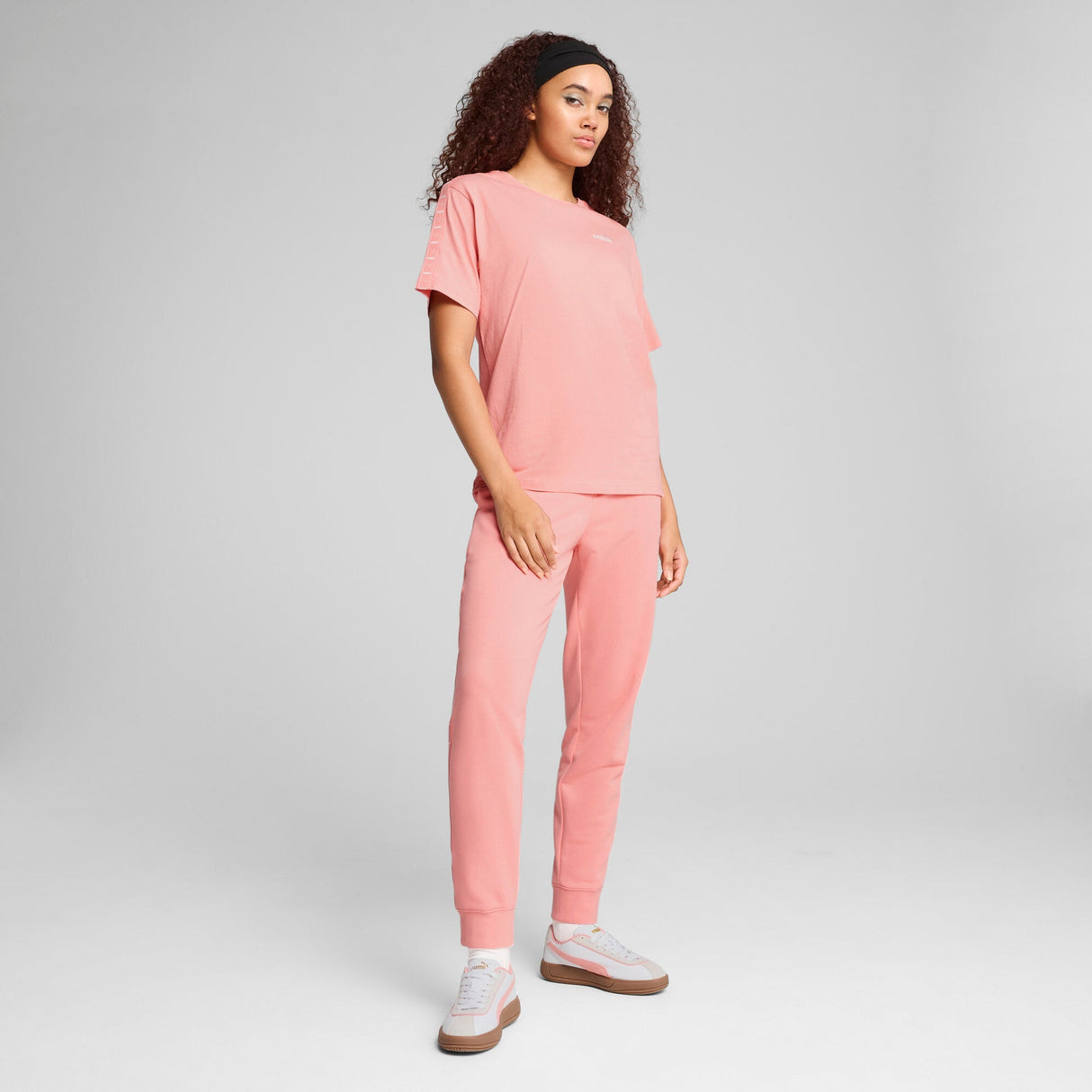 ESS TAPE Relaxed Tee - Runner