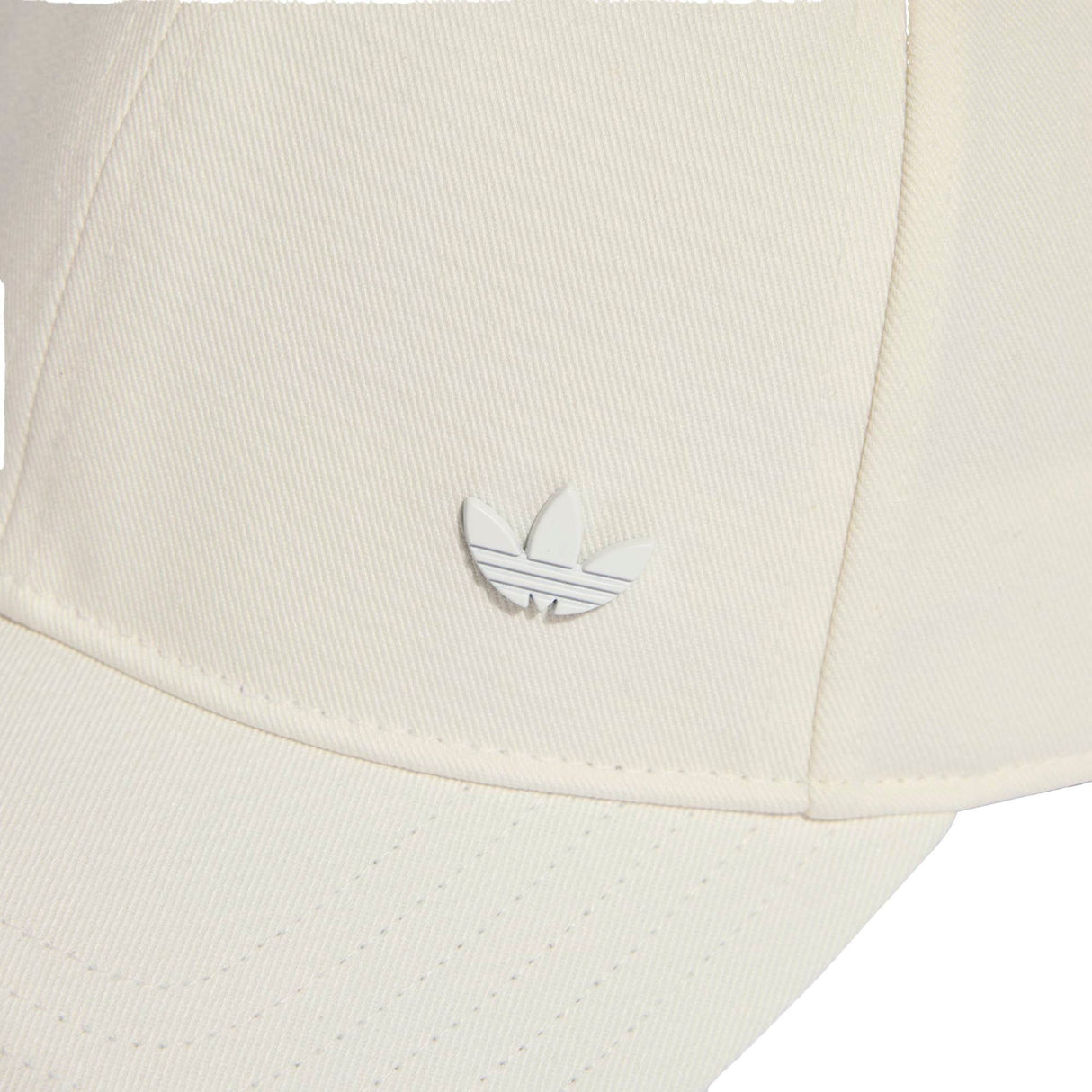 Everyday Icons Cap With Tonal Metal Trefoil - Runner