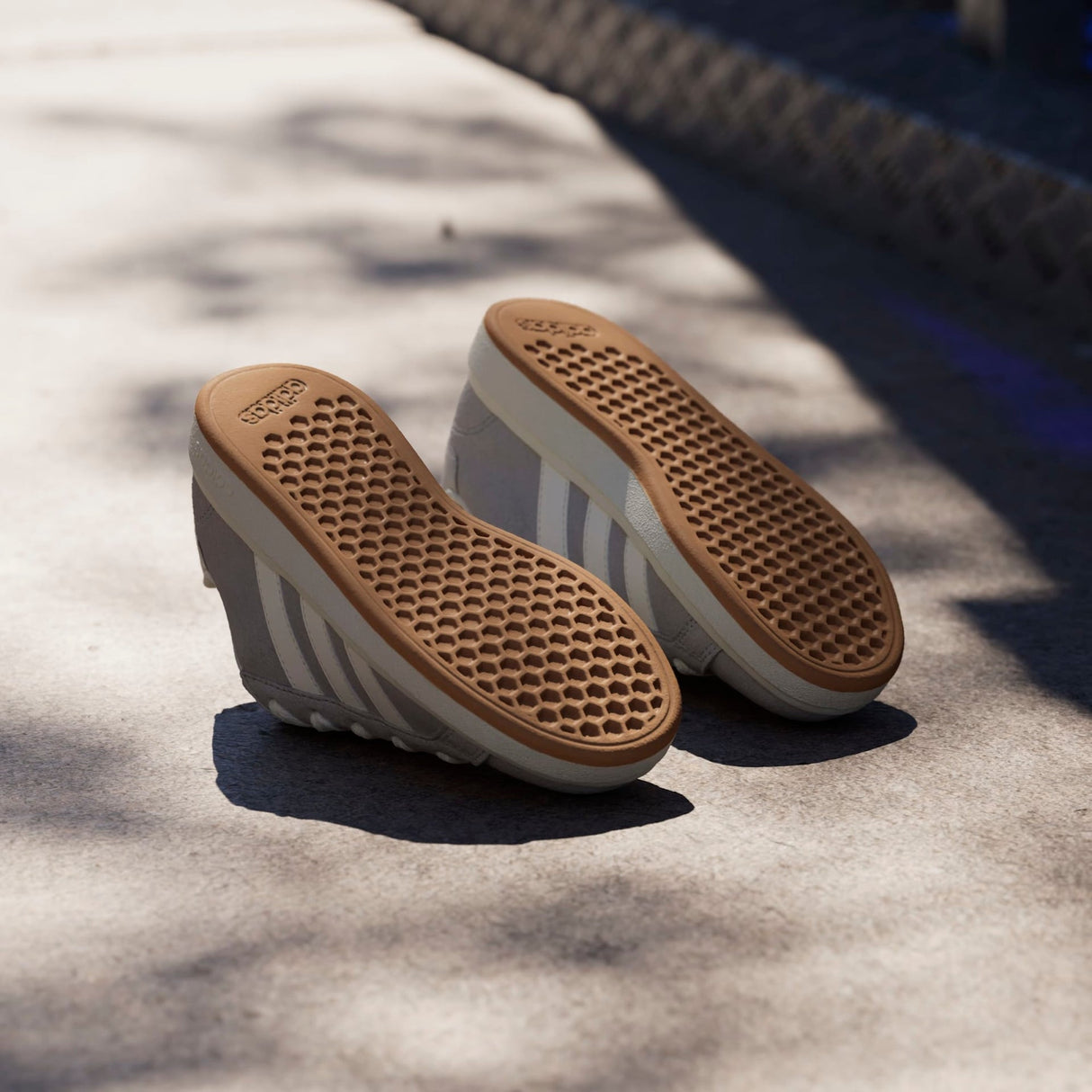 Grand Court 00s Shoes - Runner