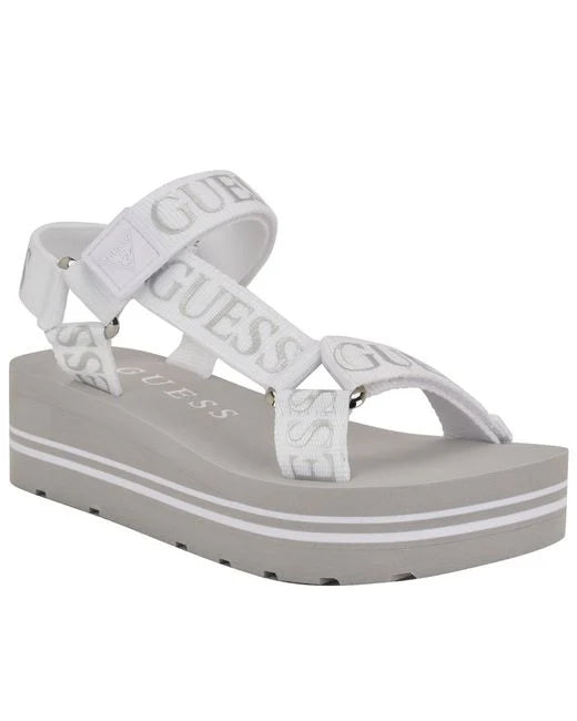 GUESS Avene women's chunky heel sandal SLW116