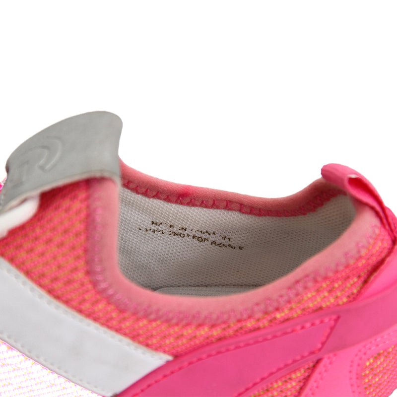 GUESS WOMEN SHOES Size 36.5 ROW142 - Runner