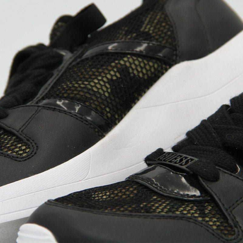 GUESS WOMEN SHOES Size 36.5 ROW38 - Runner