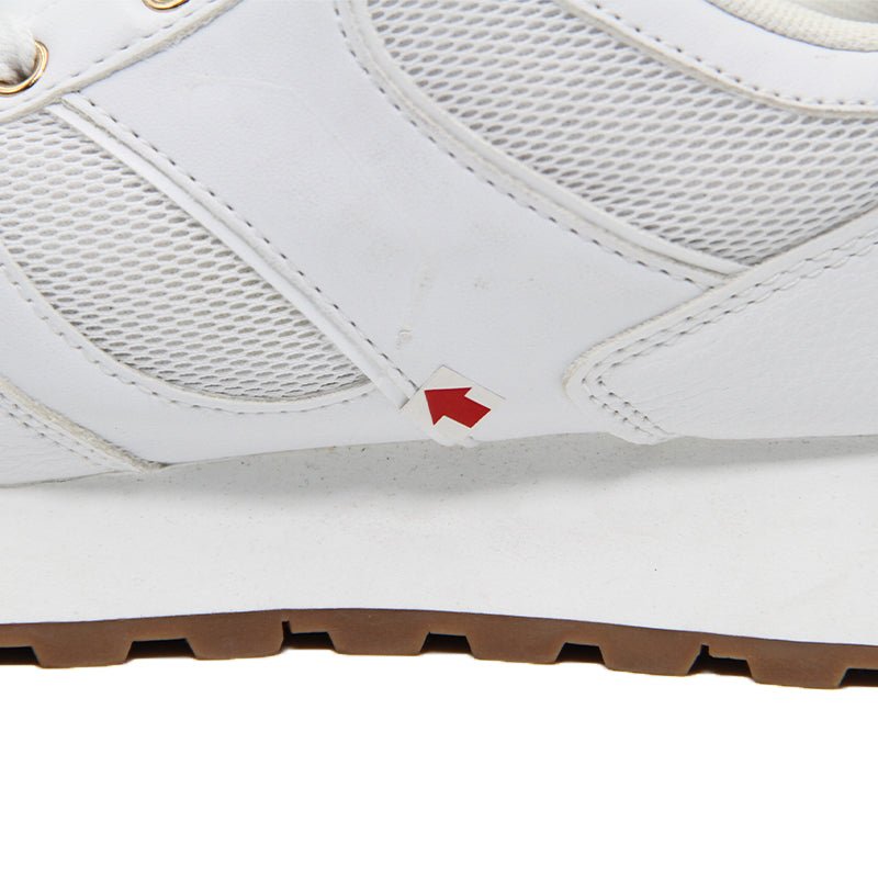 GUESS WOMEN SHOES Size 39 ROW147 - Runner