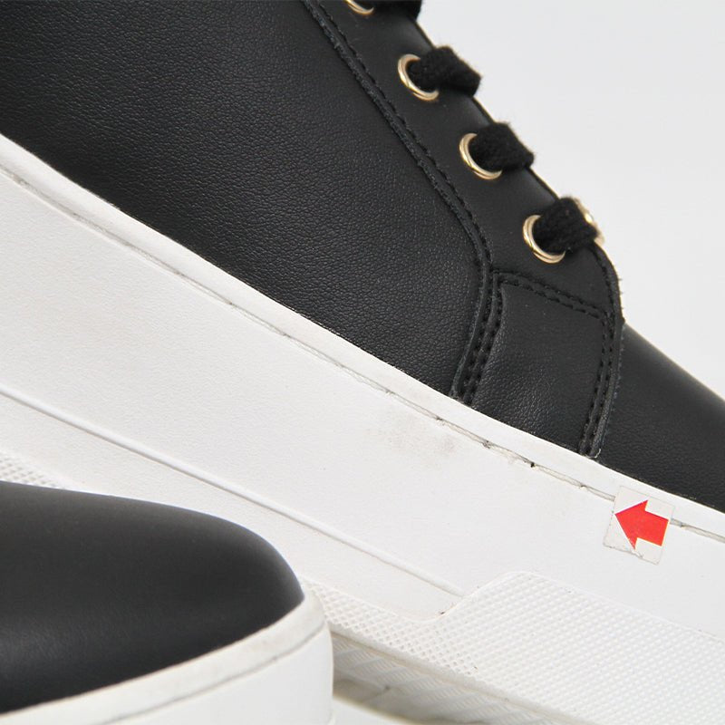 GUESS WOMEN SHOES Size 40 ROW161 - Runner