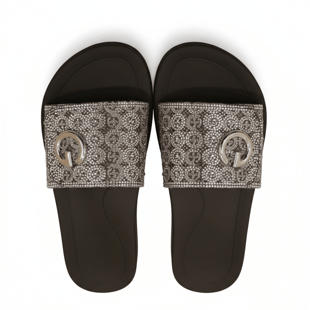 GUESS Women's Foamies SLW92 - Runner