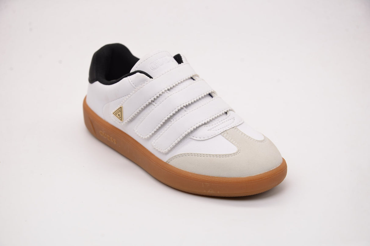 GUESS Women's Shoes GUW322 - Runner