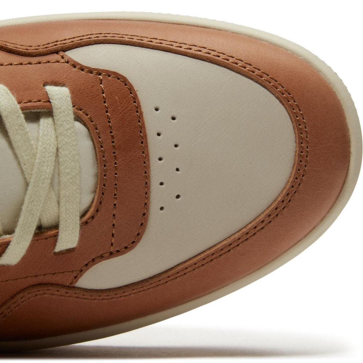 Jackson Court Low Lace Up Sneaker - Runner