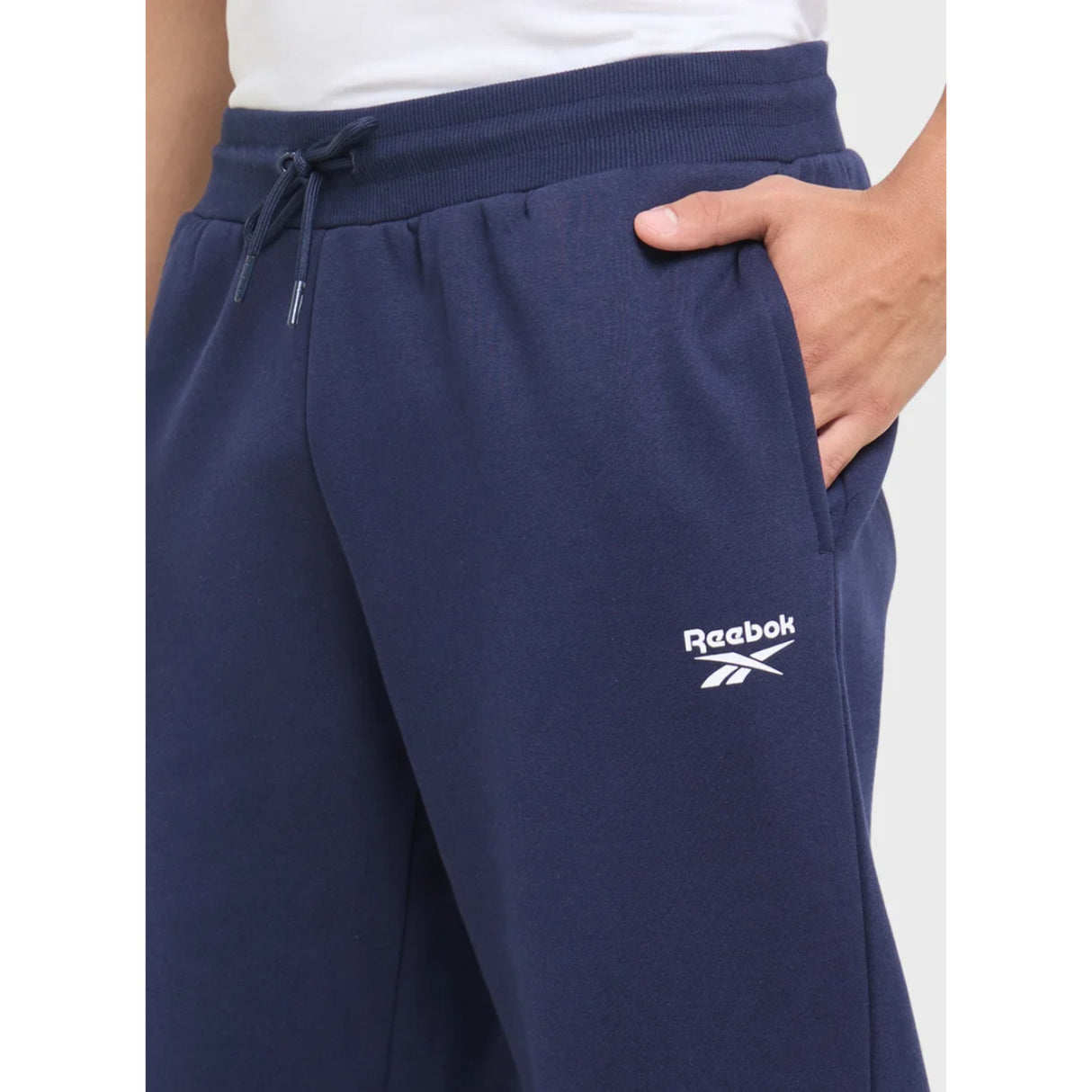 Luther Small Logo Open Hem Pant - Runner