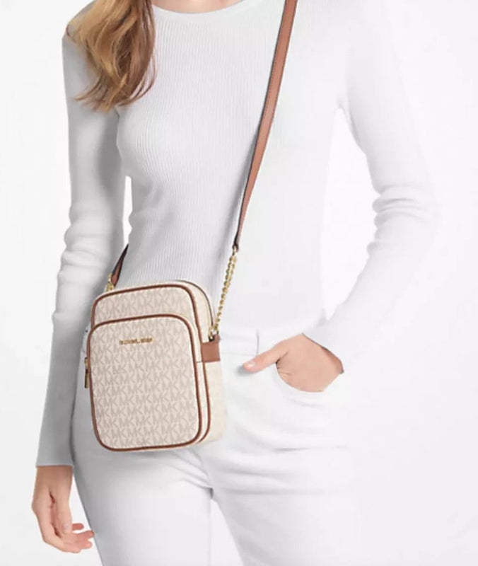 MICHAEL KORS Jet Set Travel Logo Chain MK22 - Runner