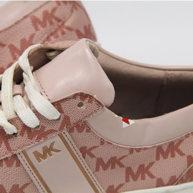 MICHAEL KORS WOMEN SHOES Size 35.5 ROW31 - Runner