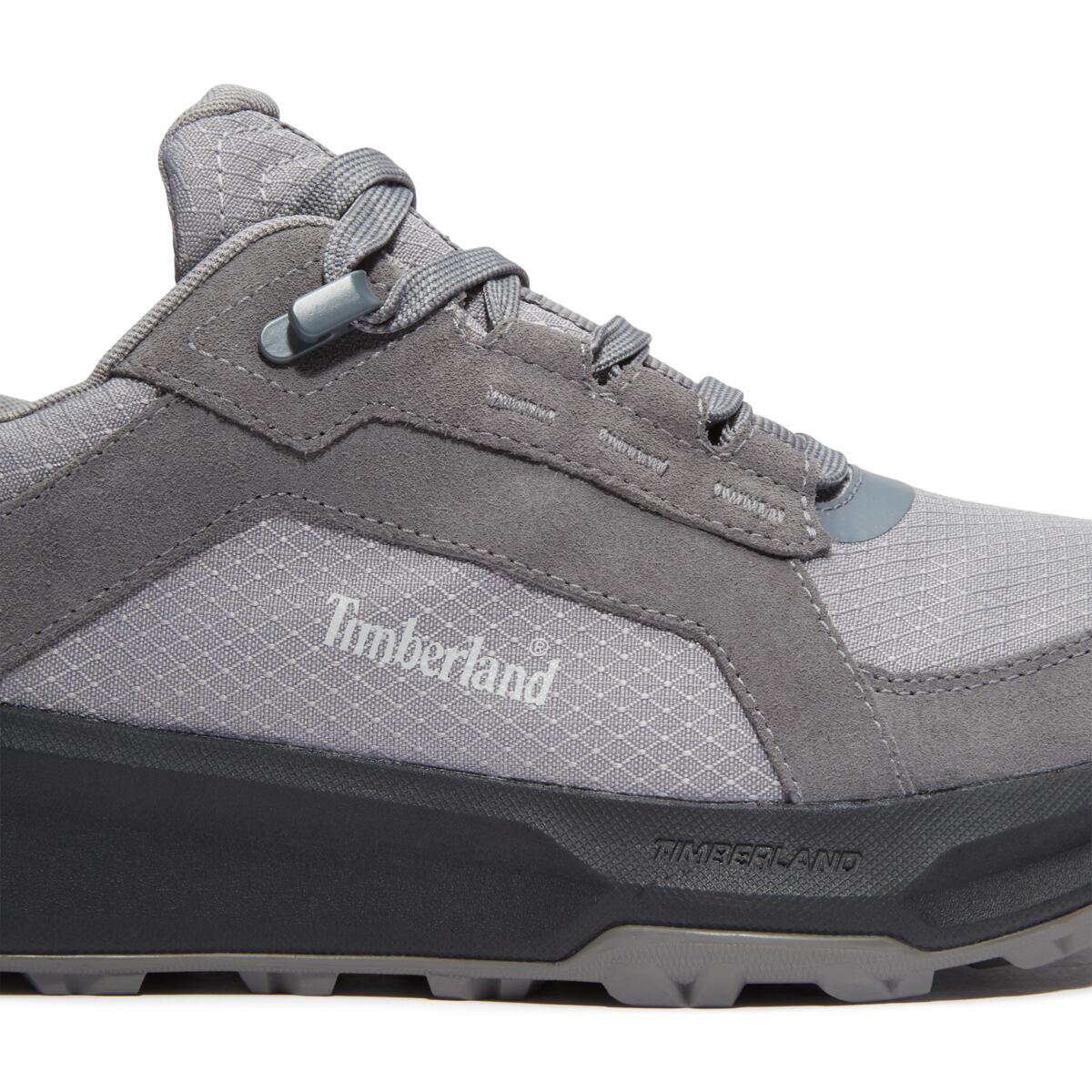 Motion Ledge Low Lace Up Waterproof Sneaker - Runner