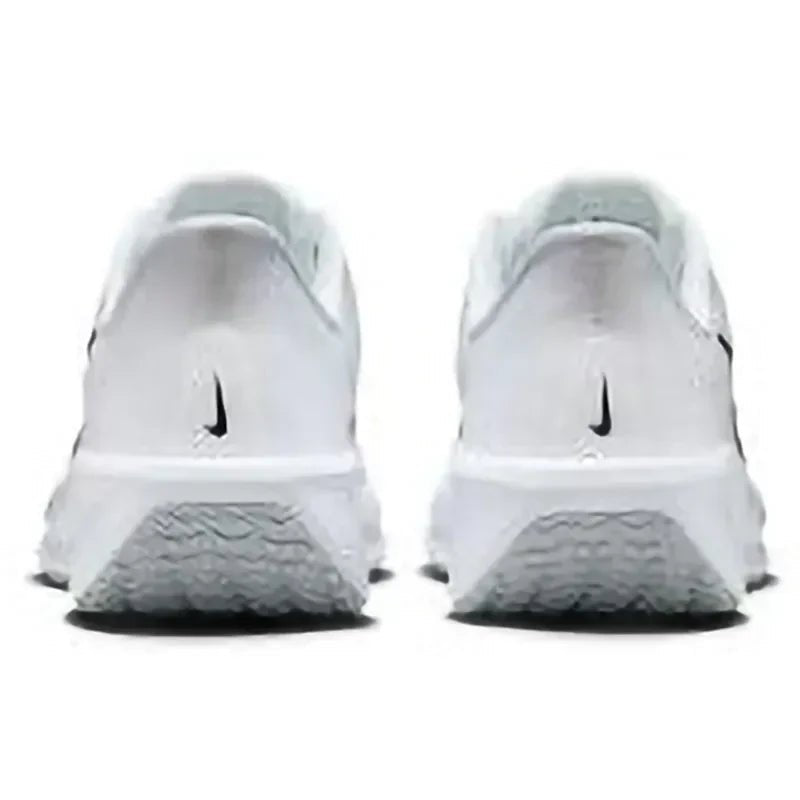 NIKE QUEST 6 - Runner