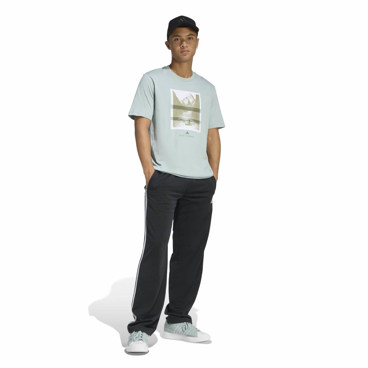Outdoor Kayaking Graphic T-Shirt - Runner