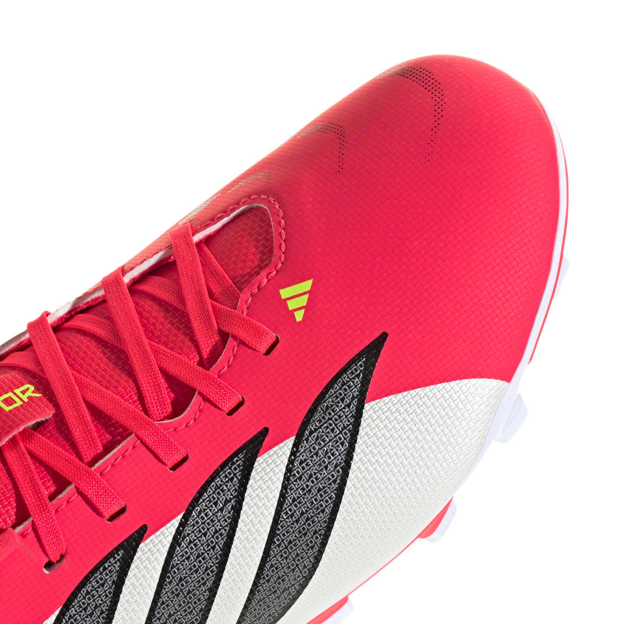 Predator Club Firm Ground / Multi Ground Football Boots Kids - Runner