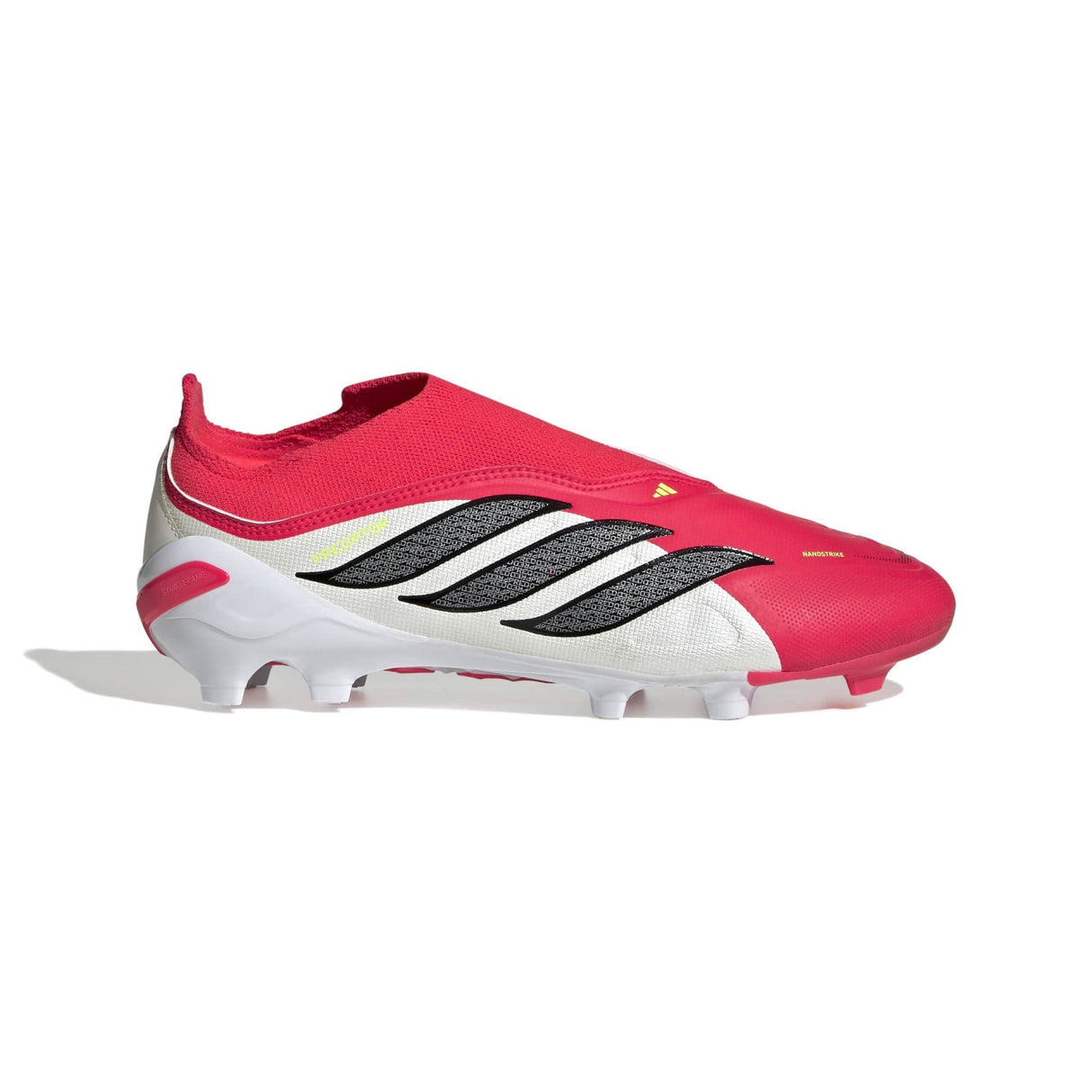 PREDATOR LEAGUE Laceless Firm Ground Football Boots Kids - Runner