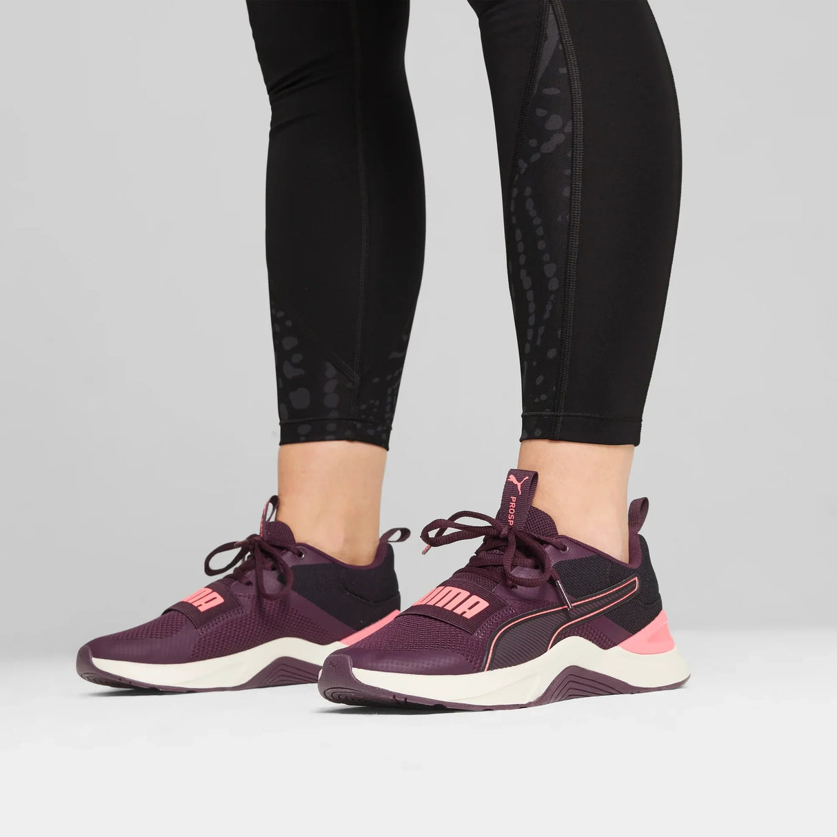 Prospect Training Shoes Men - Runner