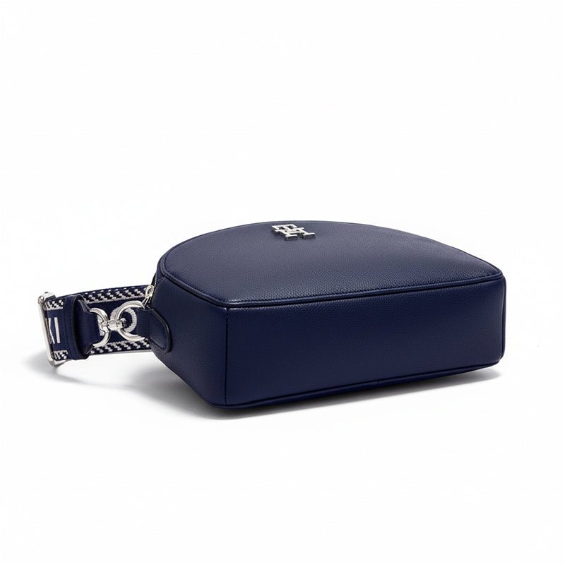 TOMMY HILFIGER Crossover Logo Strap Camera Bag TB117 - Runner