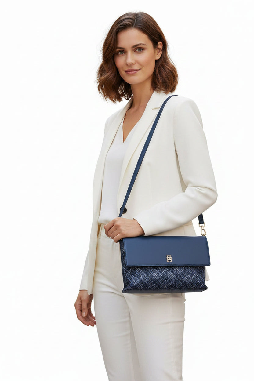 Tommy Hilfiger DISTINCT BAG MONO - BLU TB129 - Runner
