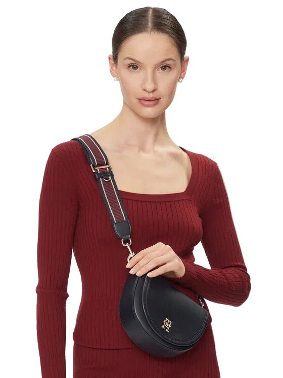 TOMMY HILFIGER Heritage Chain Crossover Bag TB193 - Runner