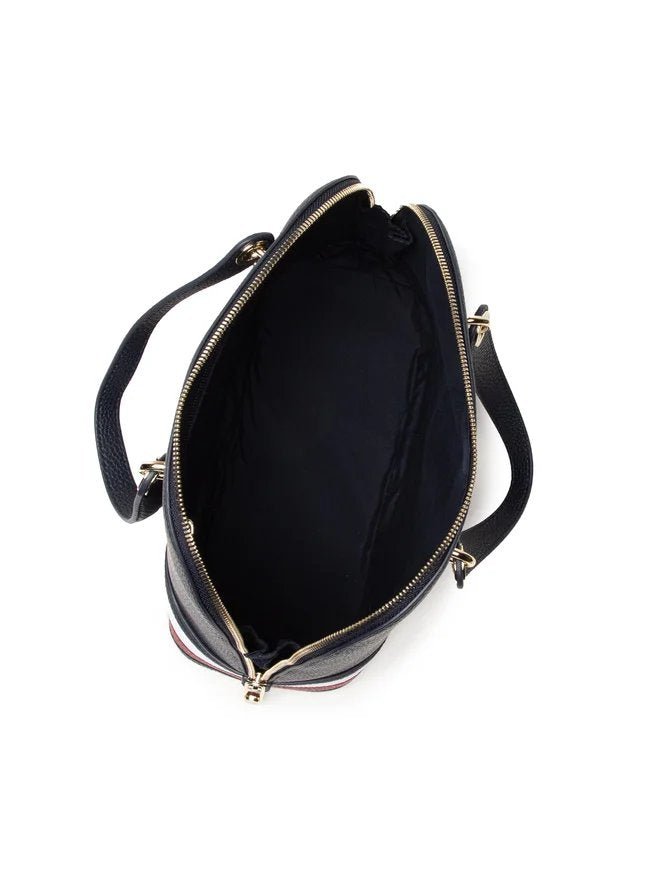 Tommy Hilfiger Signature Detail - Shoulderbag - Black - TB181 - Runner