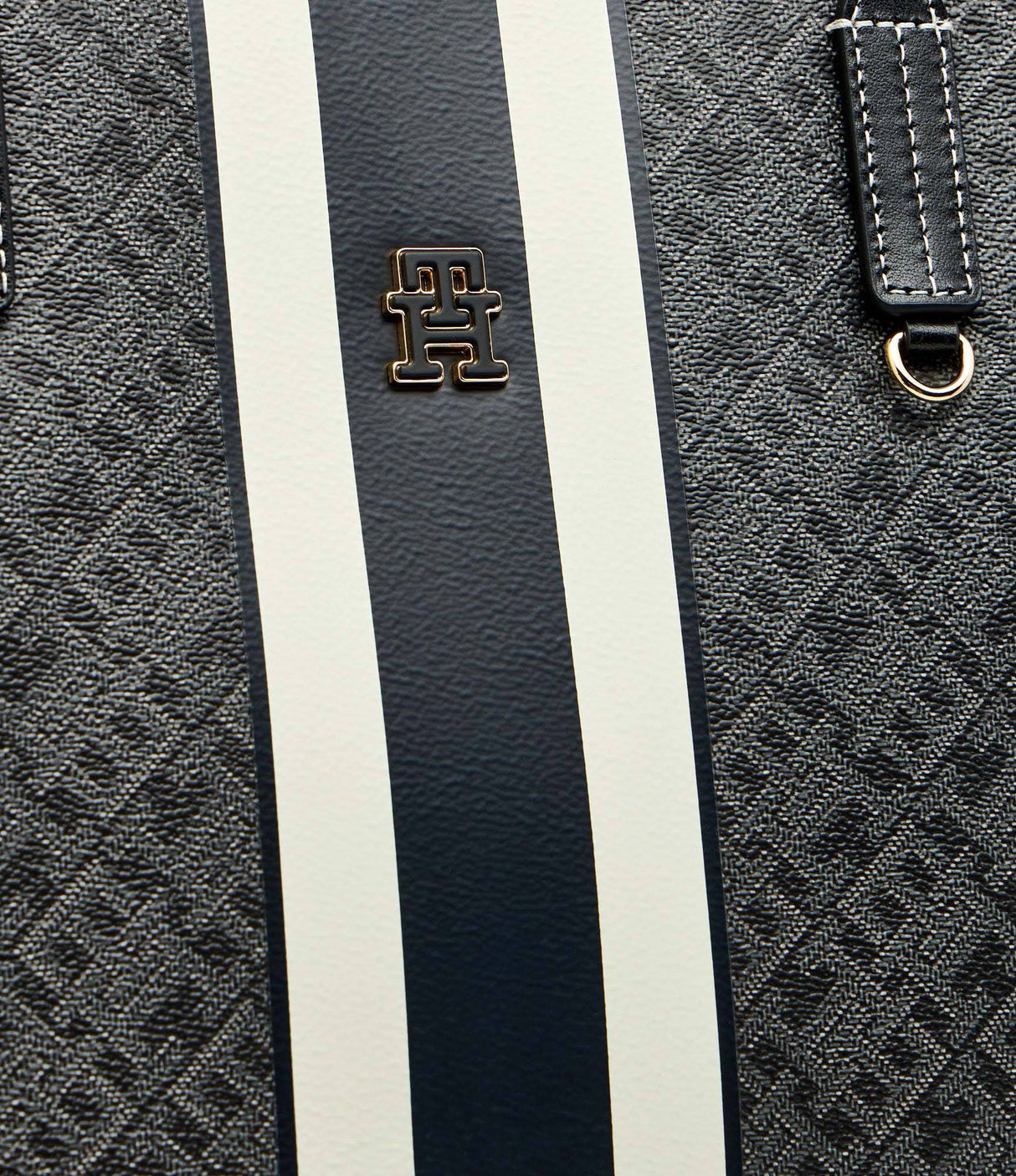 TOMMY HILFIGER TH Monoplay Tote Bag and Pouch TB184 - Runner