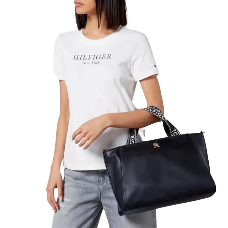 Tommy Hilfiger Women's Shoulder Bag TB70 - Runner