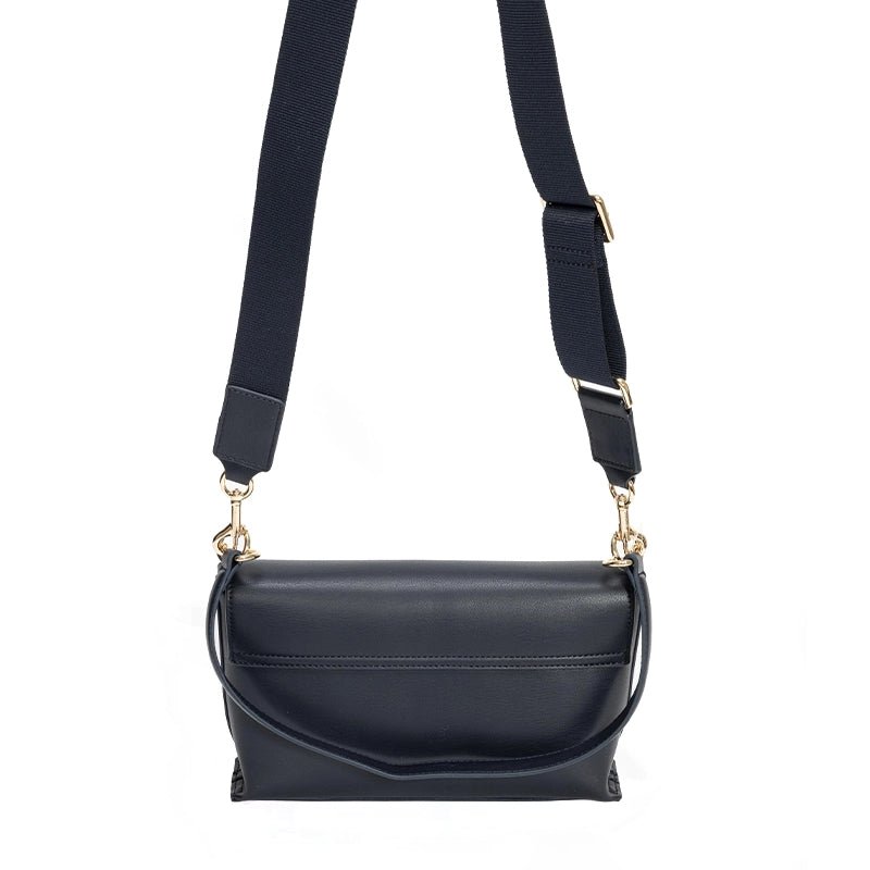 Tommy Hilfiger Women's Shoulder Bag TB96 - Runner