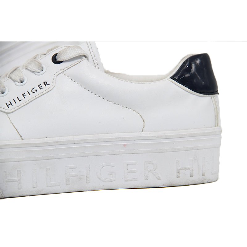 TOMMY WOMEN SHOES Size 36.5 ROW11 - Runner