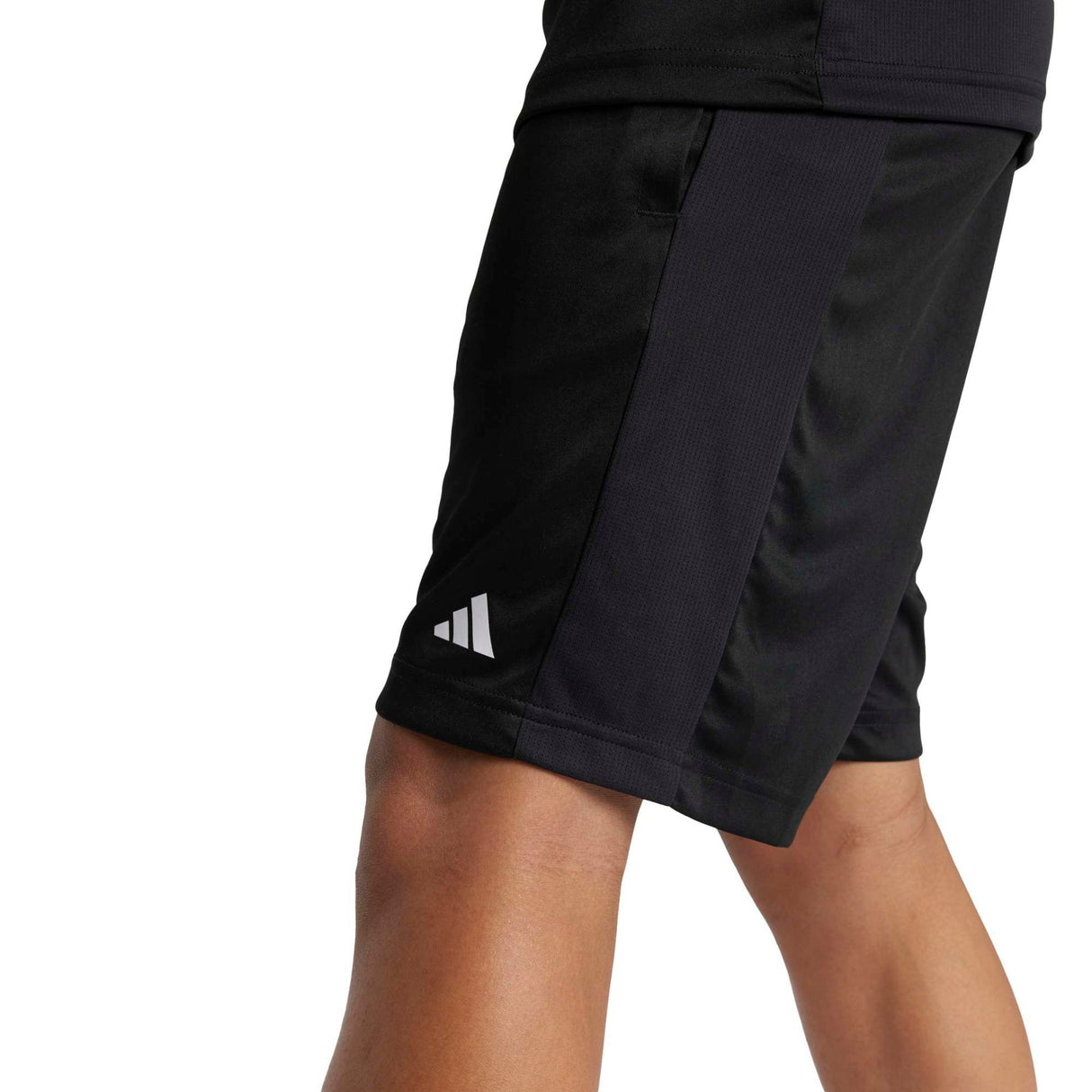 Train Essentials Logo Regular Fit Shorts Kids - Runner