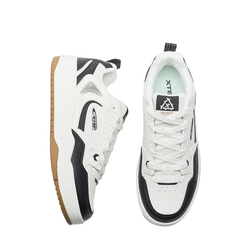 XTEP Men's Skateboarding Shoes Canvas White/Black310017 - 7 XEM9 - Runner