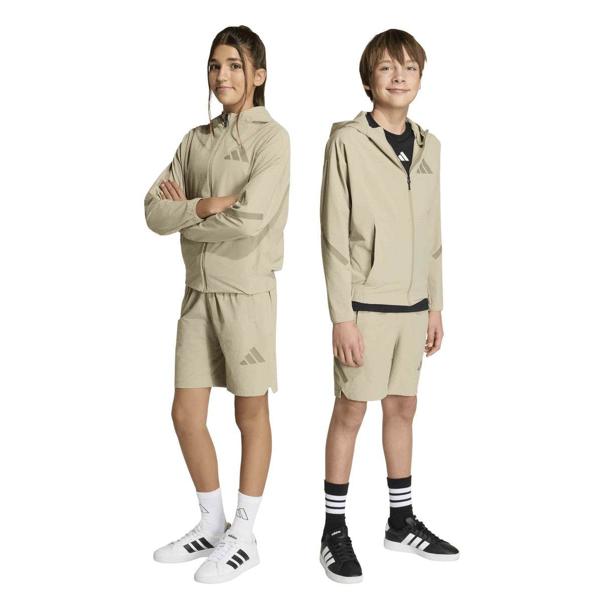 Z.N.E. WOVEN TRAVEL SHORTS - Runner