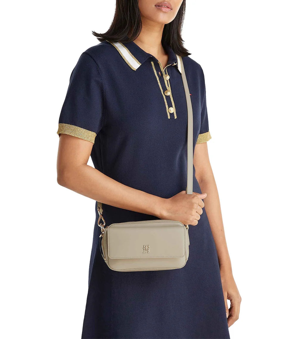 TOMMY HILFIGER TH Element Camera Bag TB240