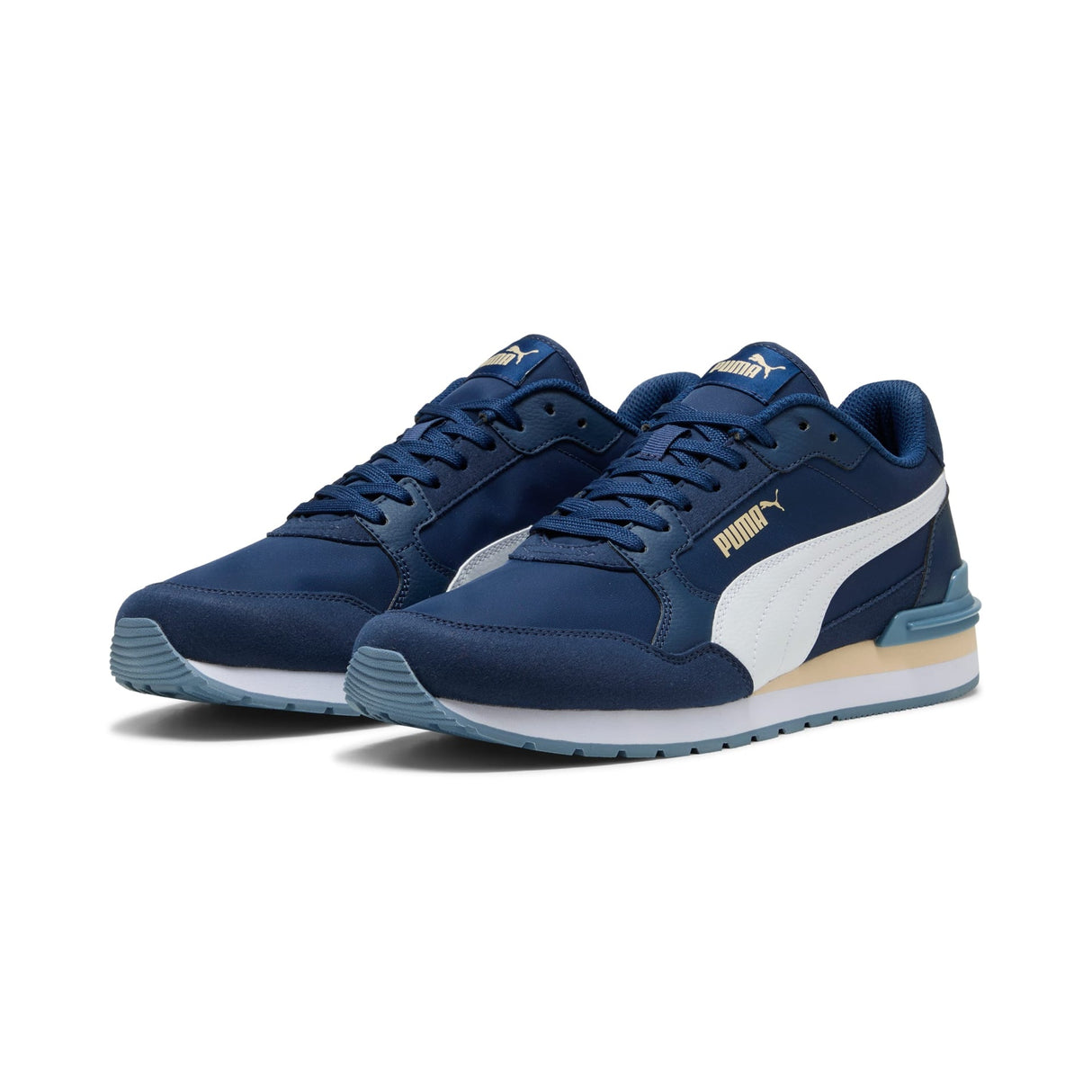 ST Runner v4 Nylon Sneakers Men