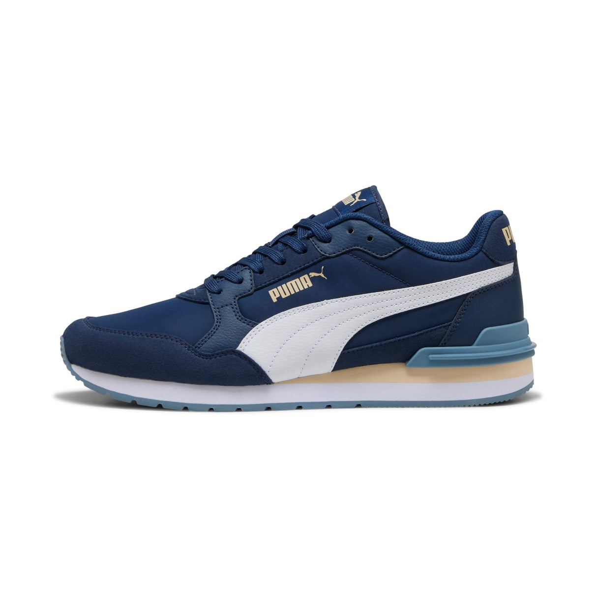 ST Runner v4 Nylon Sneakers Men