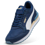 ST Runner v4 Nylon Sneakers Men